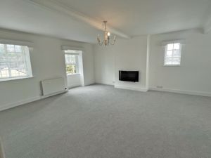 Sitting room- click for photo gallery